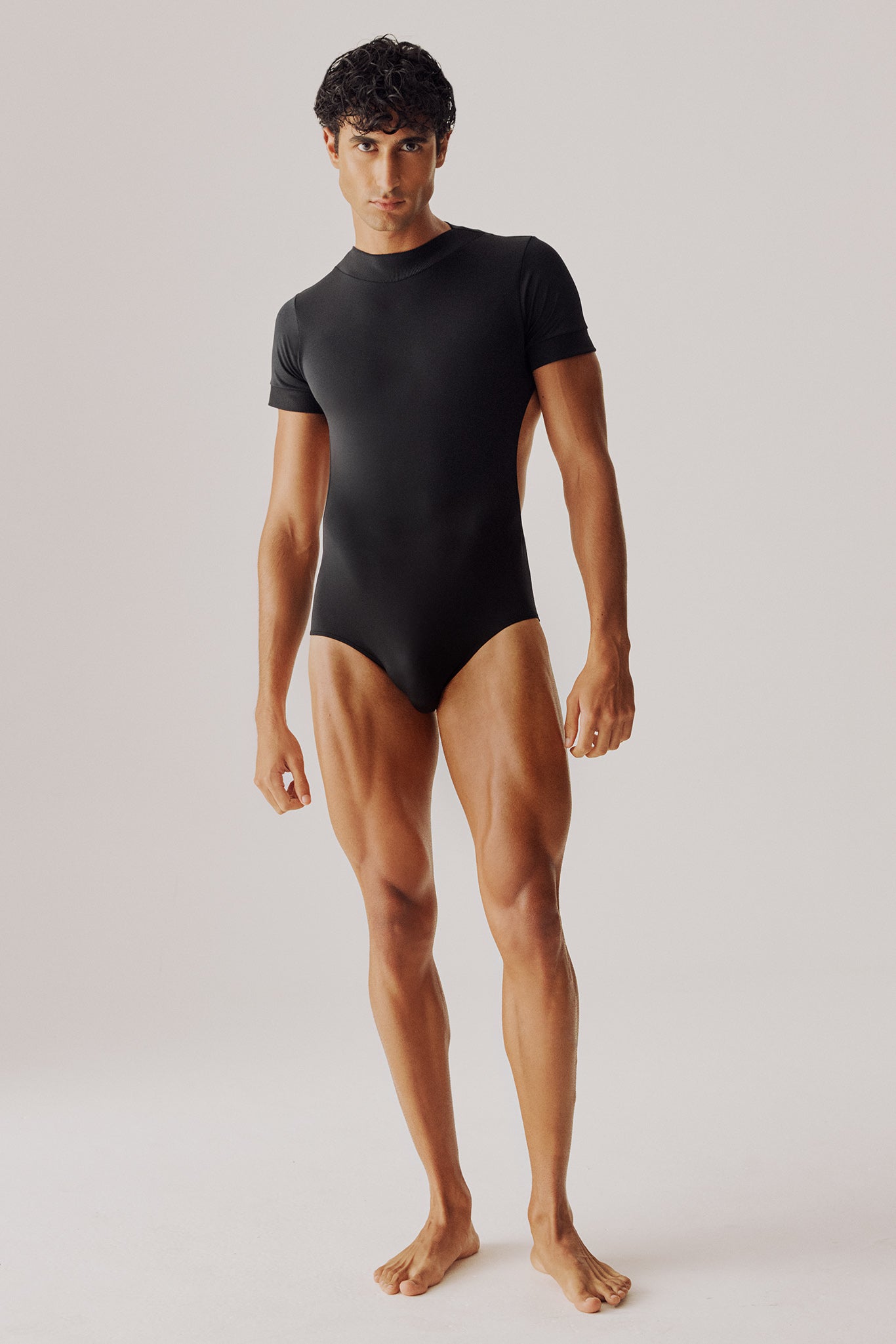 Body t-shirt frente única preto