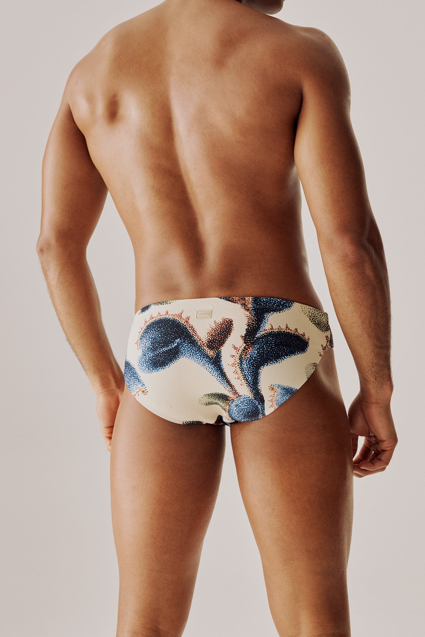 Sunga slim planta carnívora